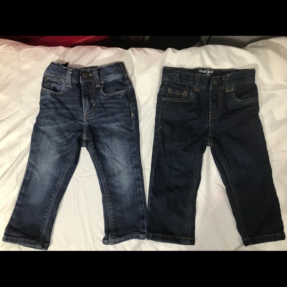 Two play clothes Old Navy 18-24m Cat & Jack 18M